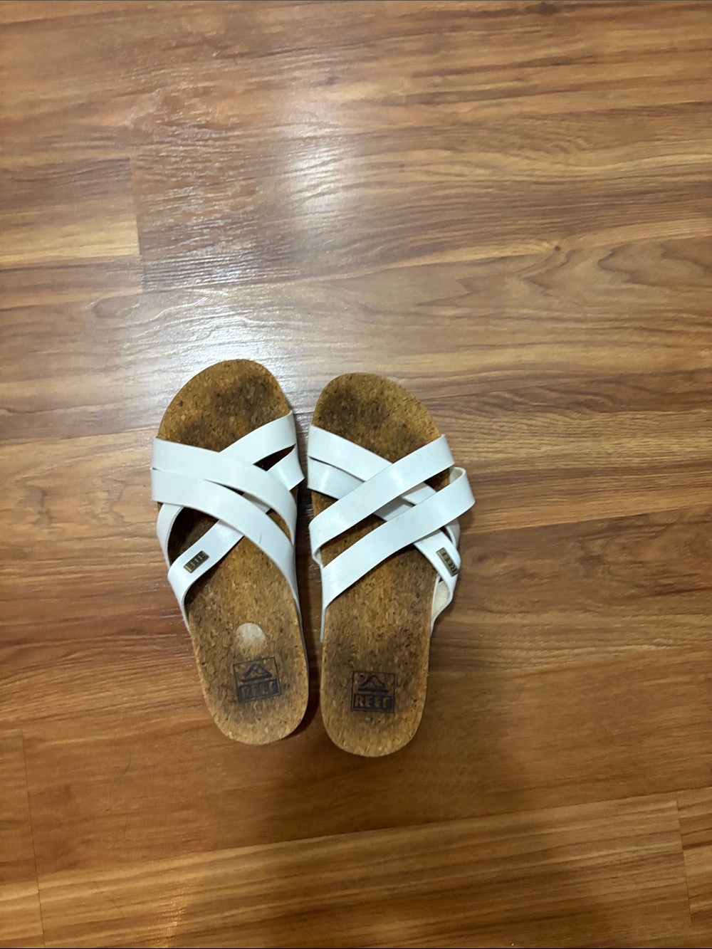 Reef White Cross-Strap Cork Footbed Women's Sandals size 7